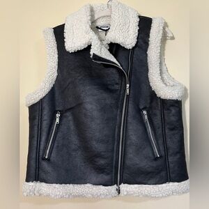 Noisy May Sleeveless Shearling Vest